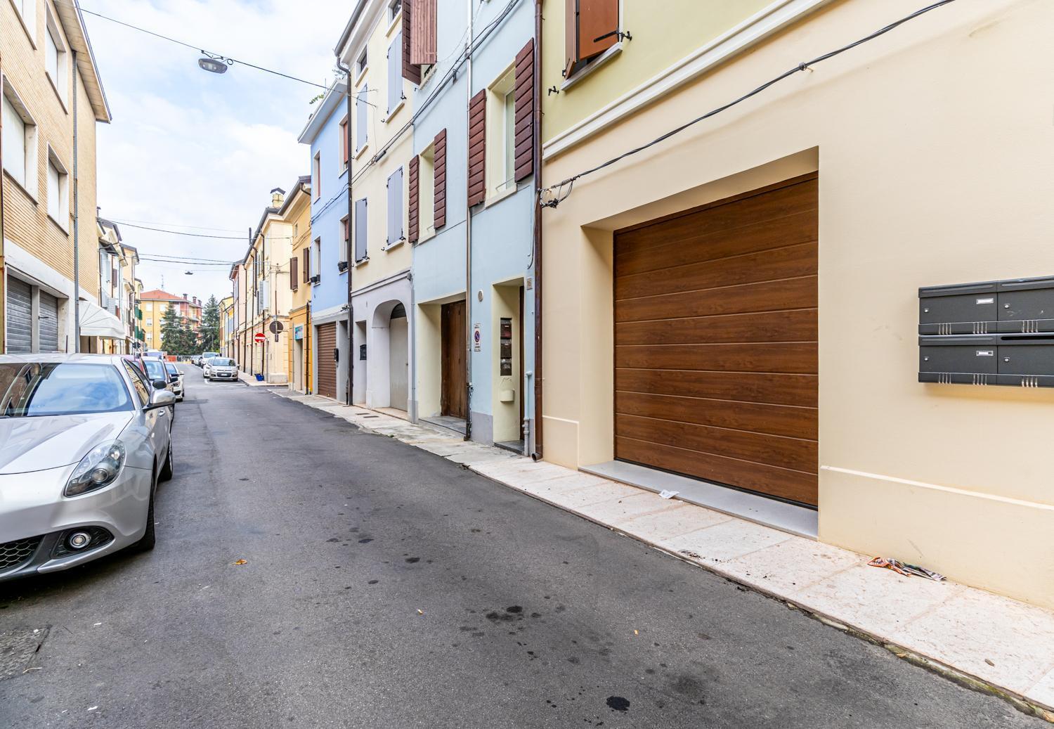 Ca 'Pico With Wifi-Few Steps From Center Appartement Mirandola Buitenkant foto